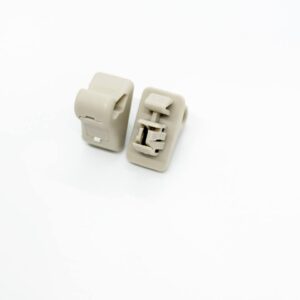 Гак сонцезахисного козирка MITSUBISHI Pajero Montorro MR779704/MR77970 БЕЖ